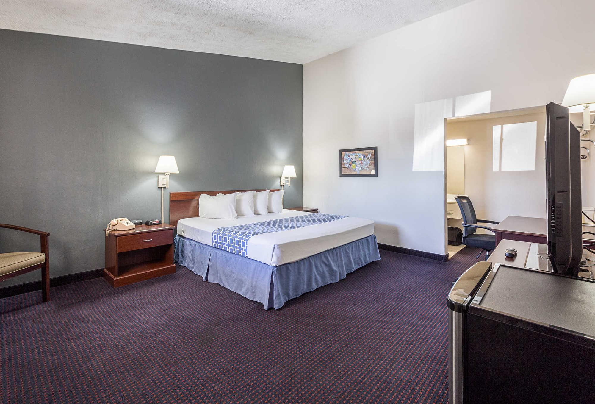 Hotel Parkview And Conference Center 2*