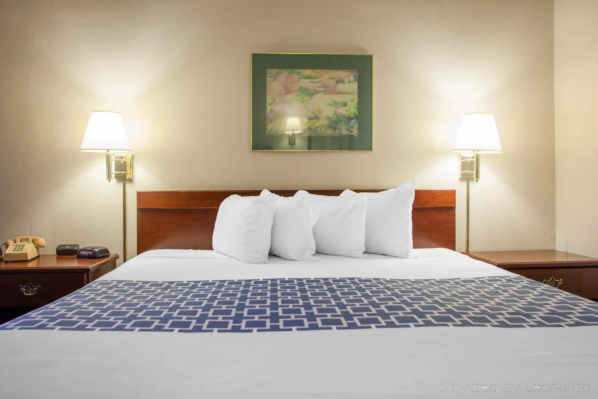Hotel Parkview And Conference Center 2*