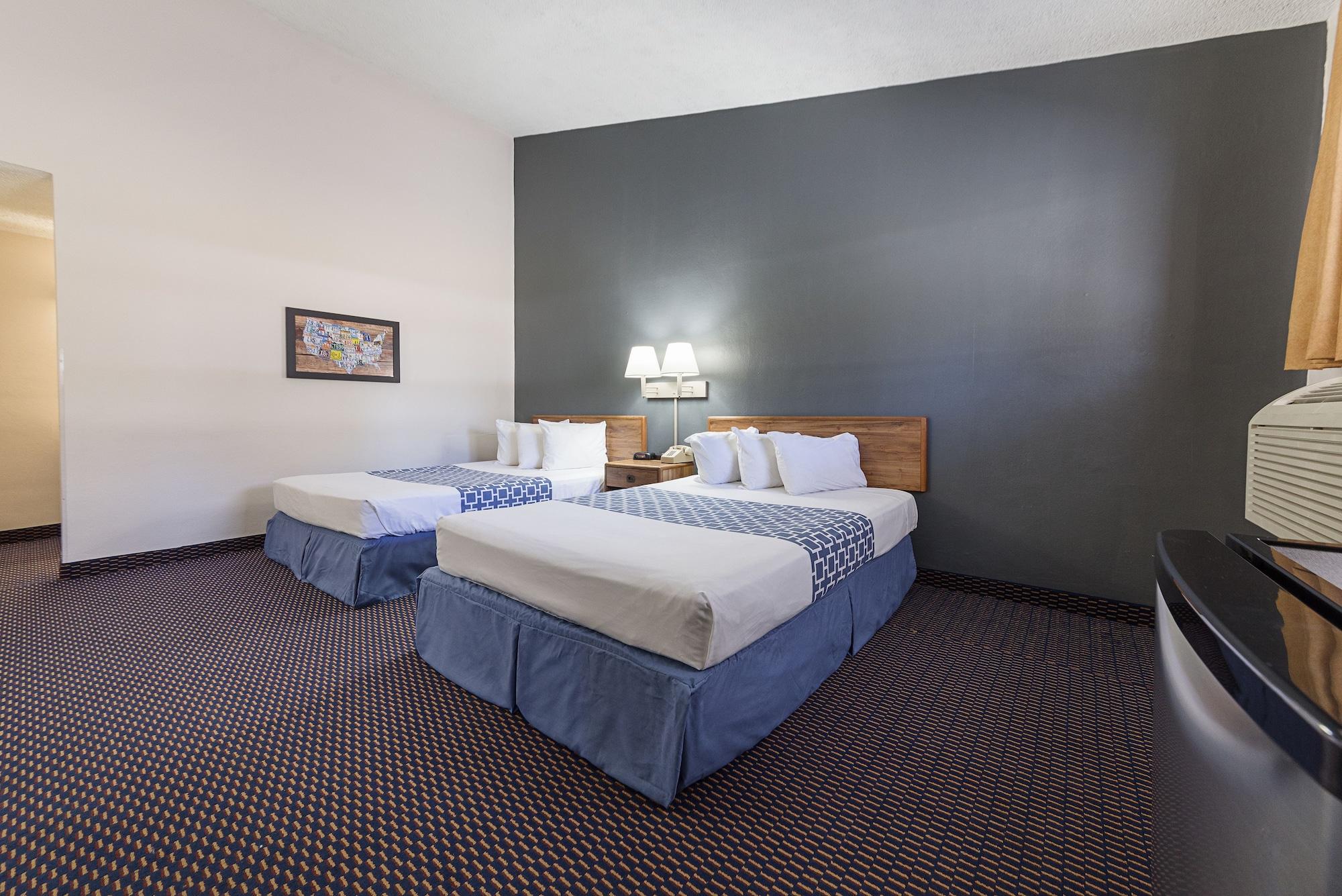 Parkview And Conference Center Hotel 2*