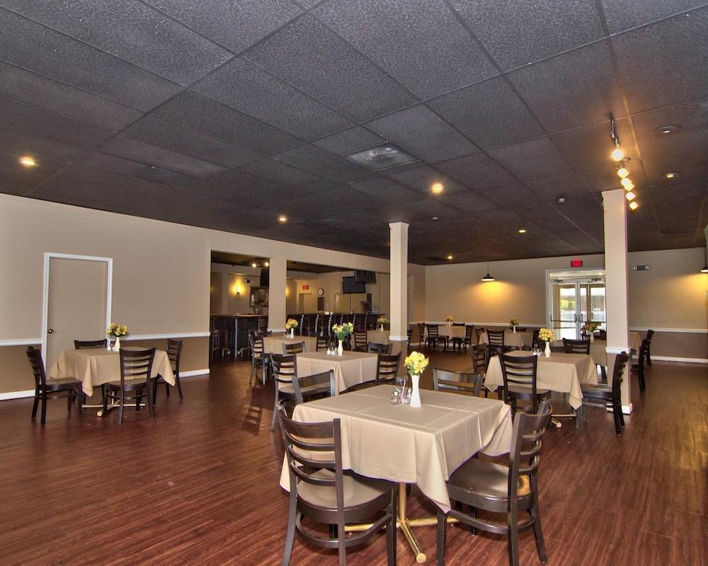 Parkview And Conference Center Hotel 2*